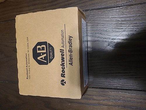 1769-IQ32 AB CompactLogix 32 Pt 24VDC Input Module FW3.1 NEW Factory Sealed US - Picture 2 of 2