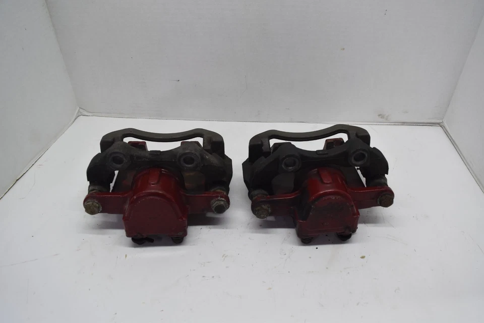 Par de pinzas de freno traseras Pontiac GTO 2005 2006 LH RH 05 06 K242-015C Foto 2 de 4