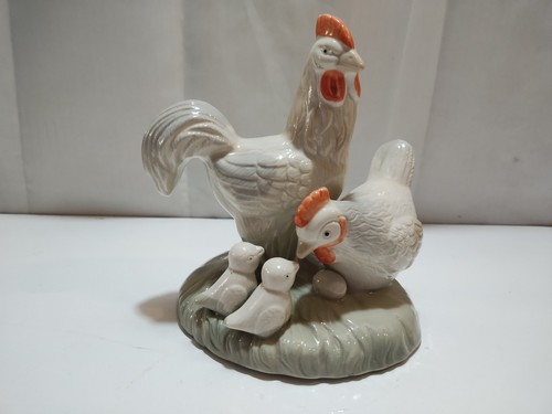 Vintage Ceramic Rooster Hen Chicks Figurine 6" Chicken Family Farmhouse Decor - Picture 10 of 15