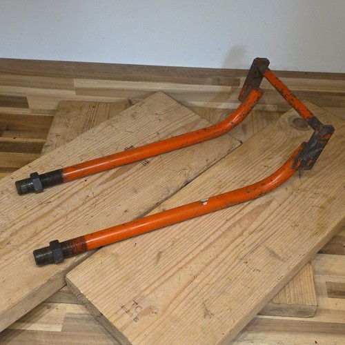 KUBOTA B2150 B3200 B7800 TRACTOR RC72-B RC72-30B  MOWER DECK FRONT SUPPORT LINK - Picture 4 of 7