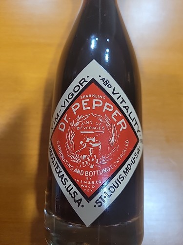 Dr. Pepper Vim Vigor and Vitality 1885-1985 Sealed Bottle Cool Thieves Message - Picture 2 of 6