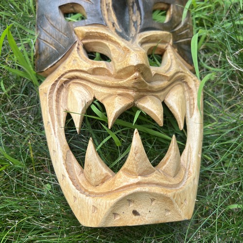 Filipino Tribal Face Mask Hand Carved Wood Wall Hanging Mask 12” - Picture 7 of 8
