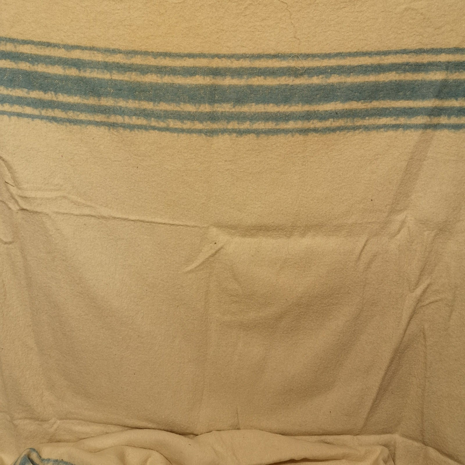 Picture 4 of 12