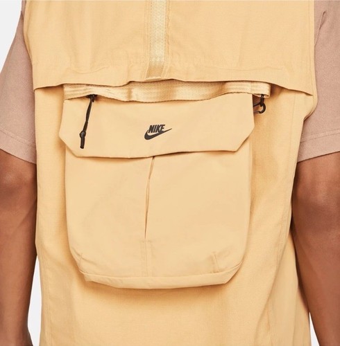 Nike Sportswear Tech Pack Chaleco Militar Sin Forro Para Hombre Talla Grande DM5534-737 - Imagen 5 de 6