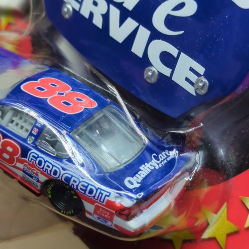 Hasbro Winner's Circle Deluxe Race Hood Series Quality Care Service Dale Jarrett - Picture 8 of 12