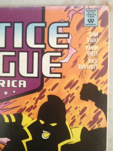JUSTICE LEAGUE OF AMERICA #81 October 1993 Oct 93 110 Apr 96 lot of 2 DC comic - Picture 4 of 7