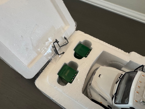 1/34 DCP/ First Gear- Freightliner M-2 Rear Loader (Waste Management) w/ Bins - Picture 20 of 24