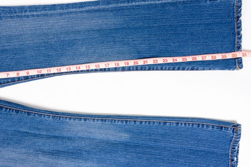 Seven7 Premium Distressed Wiskered Womens Jeans Light Wash Size 28 - Picture 5 of 6