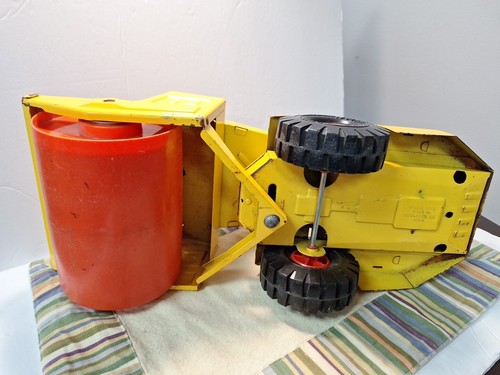 Vintage 1960’s NYLINT Pressed Steel Turbo-Power Articulating Steam Roller - USA - Picture 5 of 6