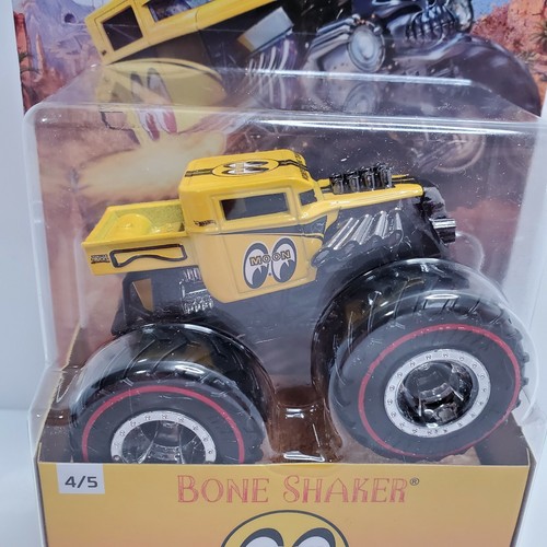 Hot Wheels Monster Trucks Bone Shaker Mooneyes Moon Yellow 4/5 - Picture 3 of 3