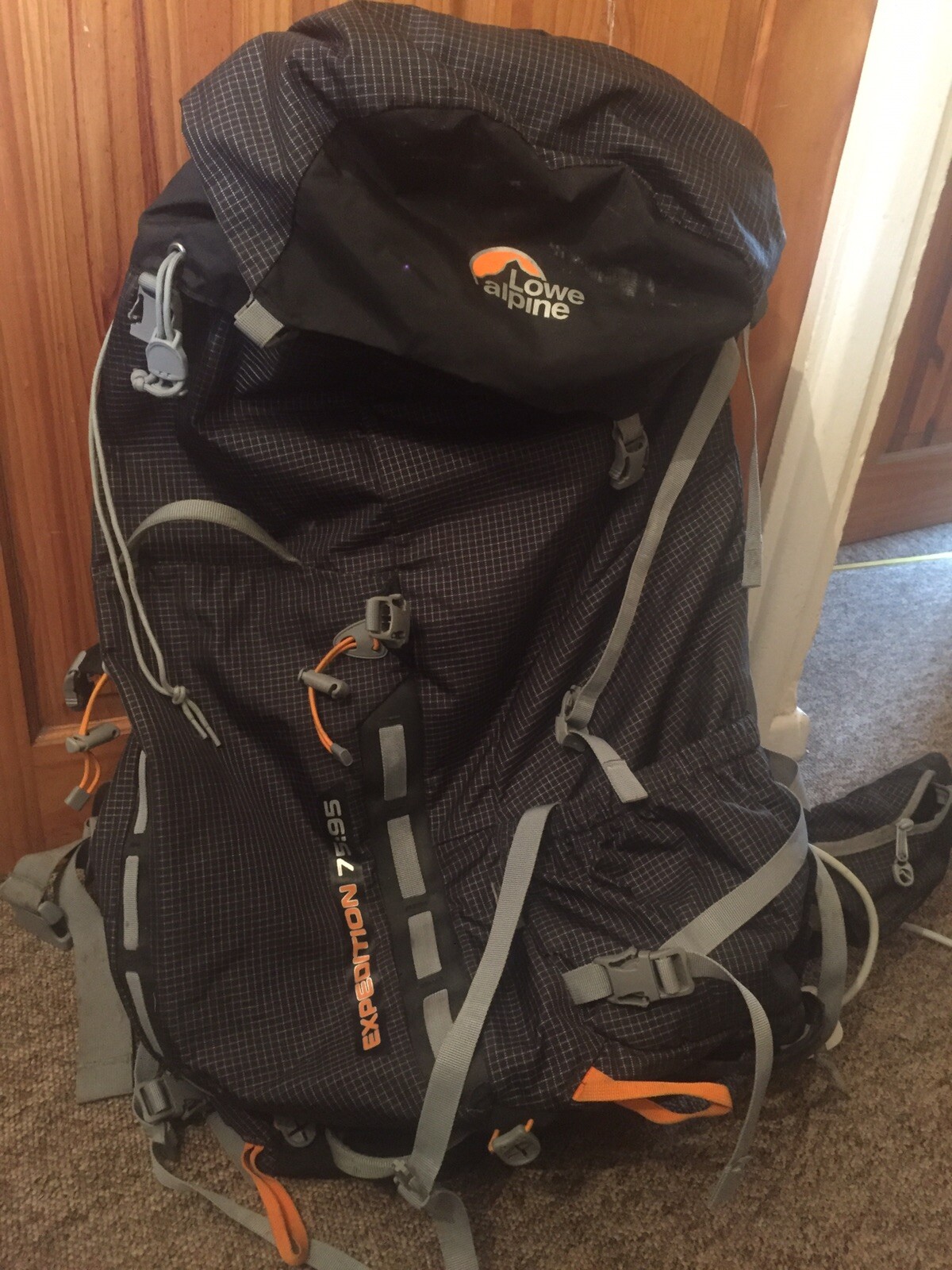 Lowe Alpine Expedition 75 95 Lowe Alpine Expedition 75 95