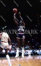 DR597 Micheal Ray Richardson New York Knicks Shoots 8x10 11x14 16x20 Photo