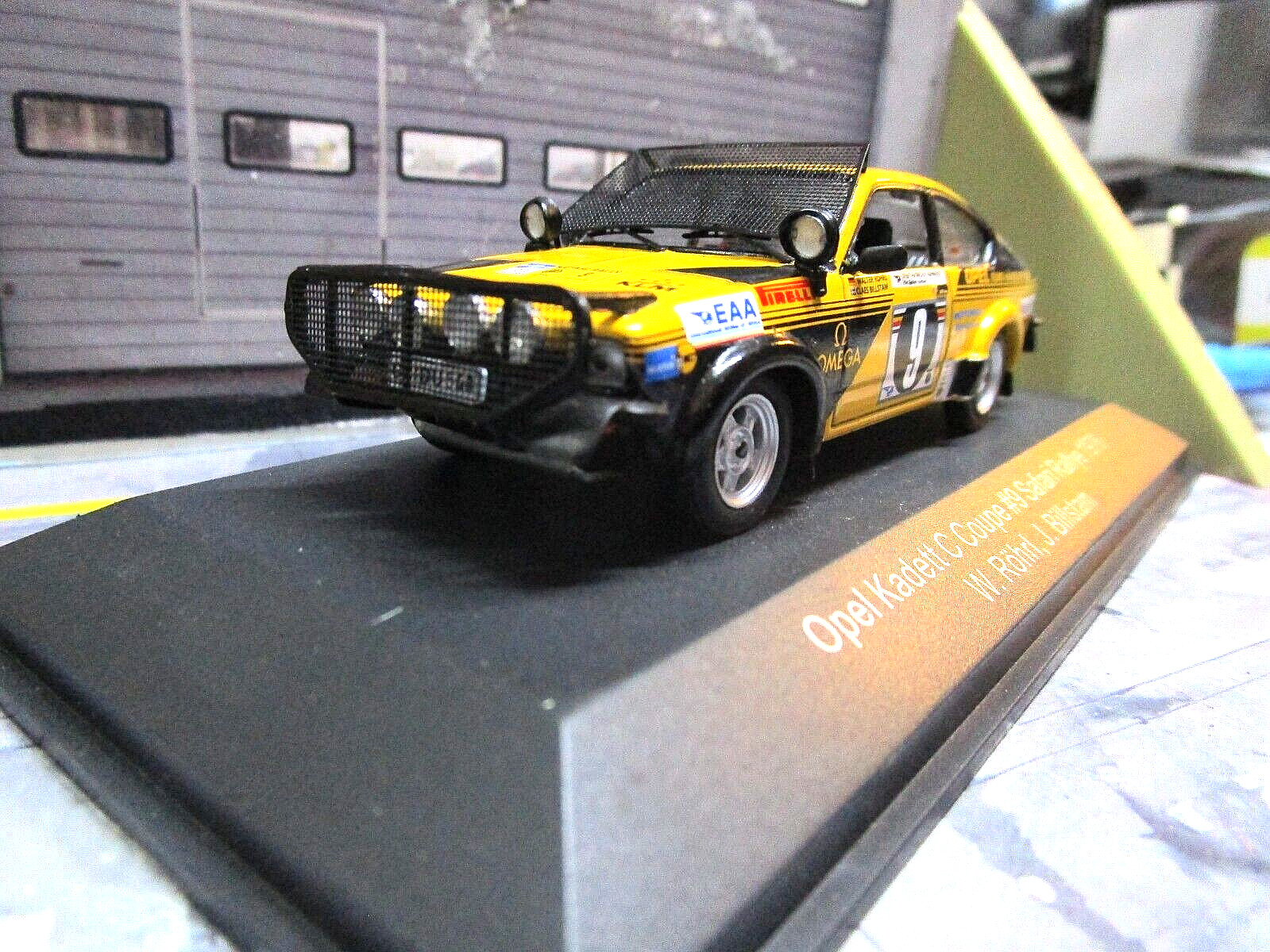 OPEL C Kadett GTE Coupe Rallye Safari 1976 9 Röhrl Euro Händler IXO CMR S 143