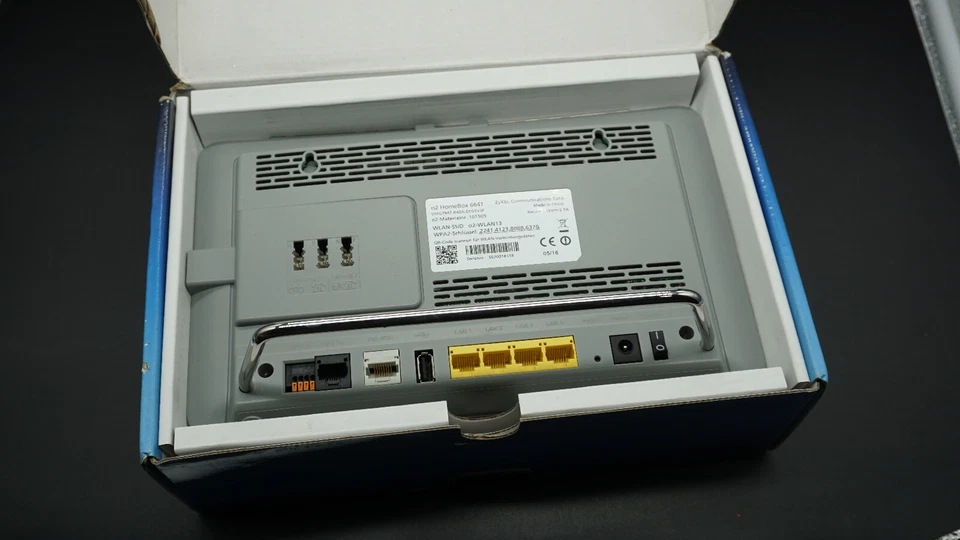 O2 HomeBox 2 WLAN Router 6641 ADSL VDSL OVP - Bild 3 von 3