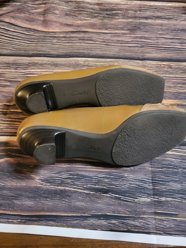 SZ 7 Womens Clarks Artisan Active Air Low Heels Brown-Gold Pre-Owned Good... - Picture 3 of 5