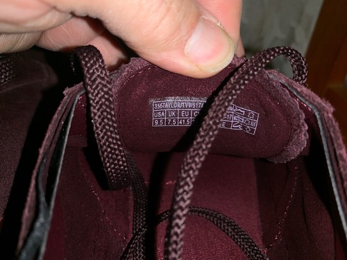 VIONIC Taylor Burgundy Suede Athletic Casual Sneakers SEXY Shoes Sz 9.5 👣b11 - Picture 10 of 10