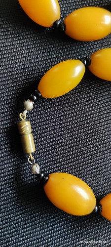 Vintage French Galalith Beaded Necklace, Tested (1) - Picture 3 of 5