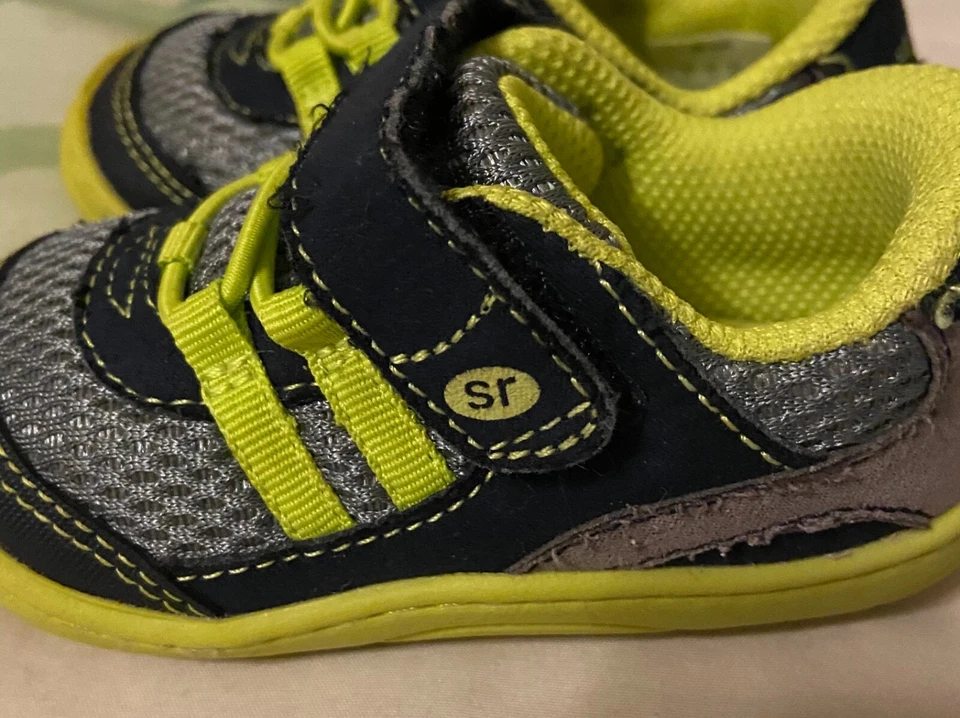 Sapatos Stride Rite Ivan verde/azul espuma com memória bebê menino tamanho 4 - Imagem 3 de 4