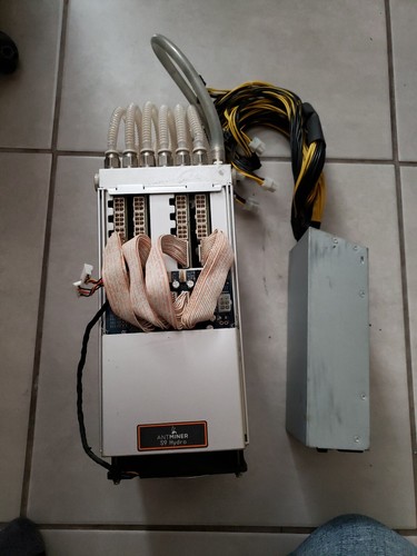 Bitmain Antminer S9 Hydro 18TH/s - Picture 11 of 12