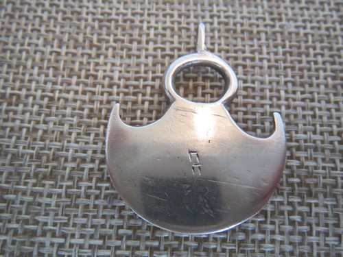 Vintage African Stamped TUAREG Tribal Handmade Domed PENDANT 1.25" Length 8.3 g - Foto 3 di 8