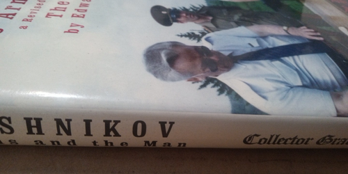 Kalashnikov: The Arms & the Man by Edward Clinton Ezell - Collector Grade HC - Bild 2 von 6
