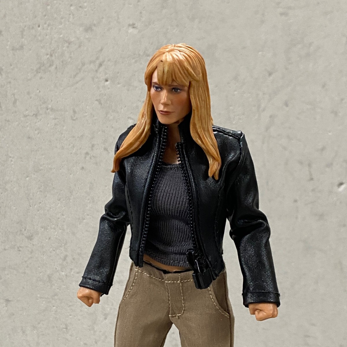 PB-ZPJK-FEM: 1/12 faux leather zipper jacket for 6