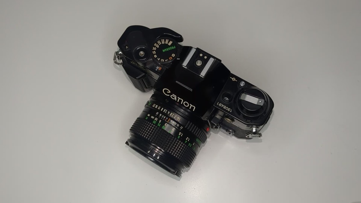 MINT] Canon AE-1 Program 35mm Film Camera NFD New FD 50mm f1