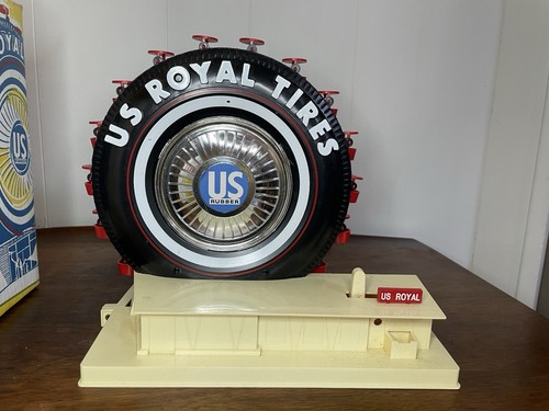 1964 U.S. Royal Giant Tire Meccanico Souvenir Giocattolo dell'Esposizione Universale di New York RICAMBI - Foto 2 di 20