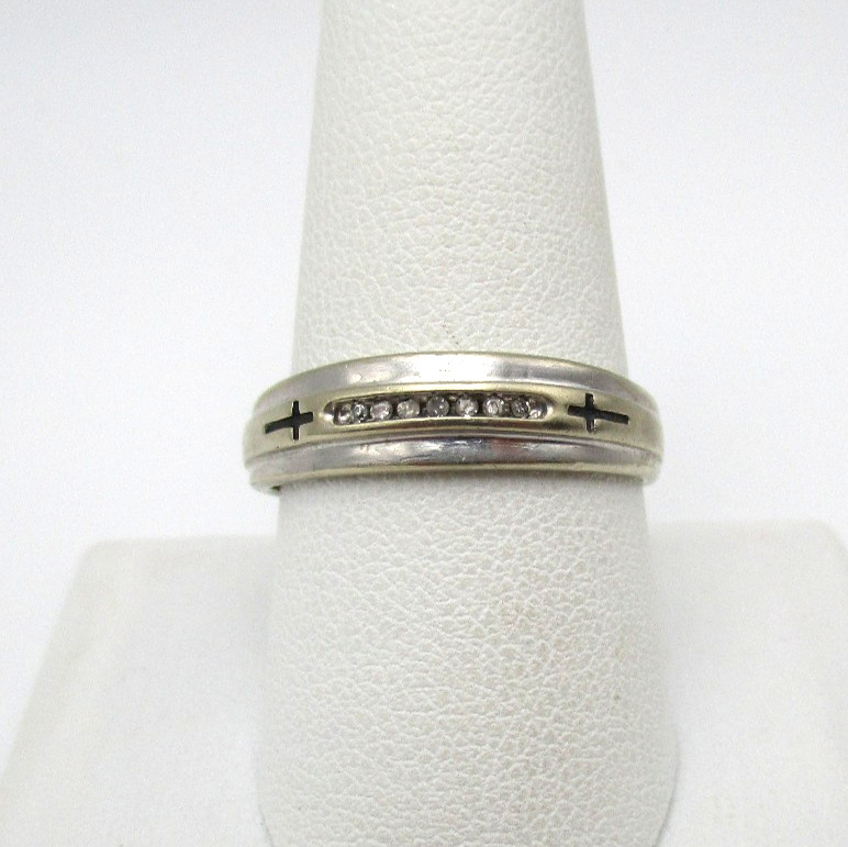 10K White Gold 7 Diamond Cross Crucifix Band Ring Size 9.5 Men's 2.9 Gr [R365]