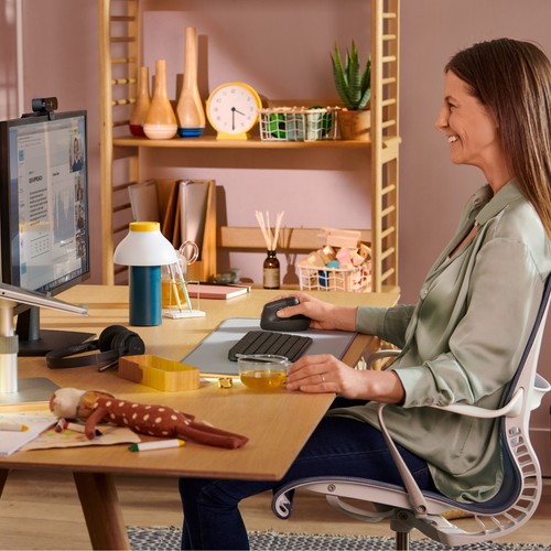 Logitech Lift - Verticale ergonomische muis - Rechtshandig - Donkergrijs - Afbeelding 4 van 6