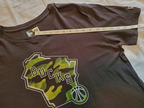 Milwaukee Bucks New Era NBA Basketball T-Shirt Camo Graphic Black Mens Large - Picture 7 of 7