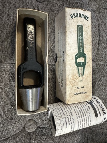 C.S. Osborne Arch Punch, 15/16 In, Hole Punch No. 149 Brand New. - Picture 1 of 2