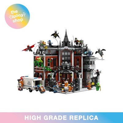   76300 MOC Arkham Asylum Gebäude   Bausteine mit 16 Figuren Batman 2953 Teile