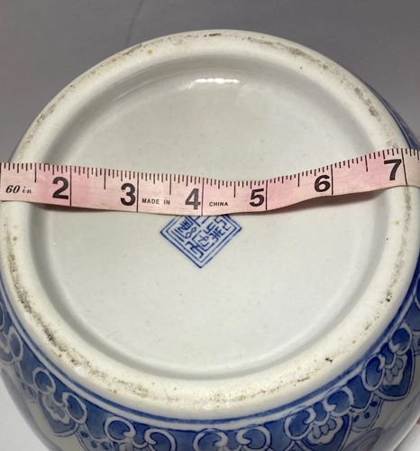 Antigua olla china de porcelana azul y blanca con tapa y dragones - Imagen 8 de 12