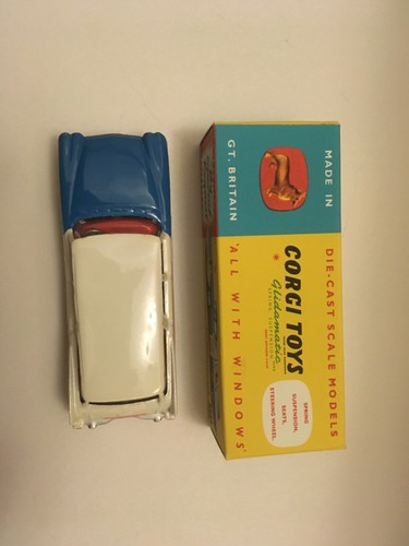 corgi 443 Plymouth- us. mail restored - Picture 9 of 10