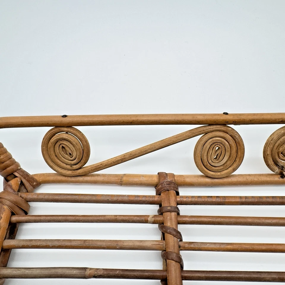 Vintage Rattan Bamboo Basket Tray 70s Retro Tiki Bar Boho 13.75" x 9.5" - Image 3 of 4