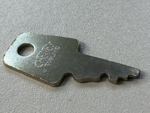 Cheney Schlüsselnummer 63 x 1 Schnitt Schlüssel Koffer Musikinstrumentenkoffer Aktentasche - Bild 4 von 24