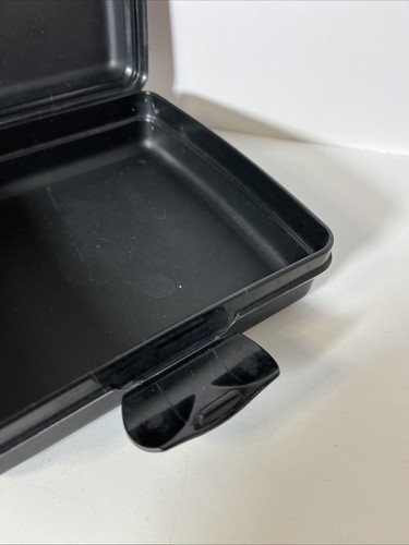 Tupperware Contenitore per panini 5" nero con cerniera #3752 3752D-1 usato in ottime condizioni USA - Foto 8 di 9