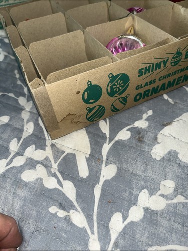 VTG Shiny & brite Christmas ornaments 1950 American made - Picture 21 of 21