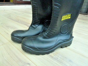 stanley fatmax safety boots