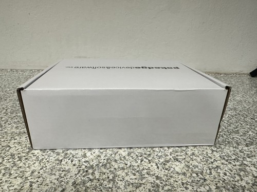 Pakedge SE-5P2-EP 5-Port Unmanaged Switch *No Power Cord* - Picture 3 of 5