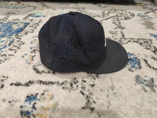 Cappuccio aderente New Era Atlanta Braves MLB Paisley Swirl blu 59Fifty 7 1/2 - Foto 4 di 7