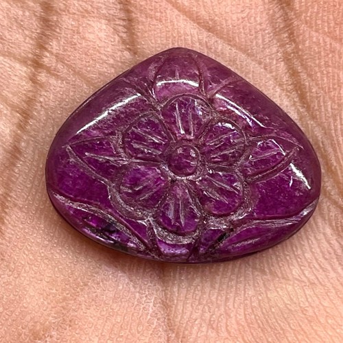 18.70 Cts Unheated Natural Ruby Pear Hand Carved Magnificent Loose Gemstone - Picture 17 of 18