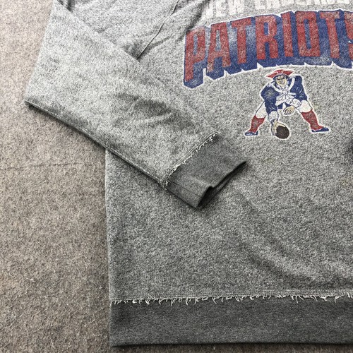 New England Patriots Sweatshirt Men Large Gray Logo Football Crew Neck * - Picture 2 of 10