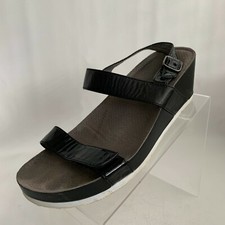 SoftWalk Hart Sandals Black Patent Leather Strap Wedge Buckle Hook Loop Size 10M