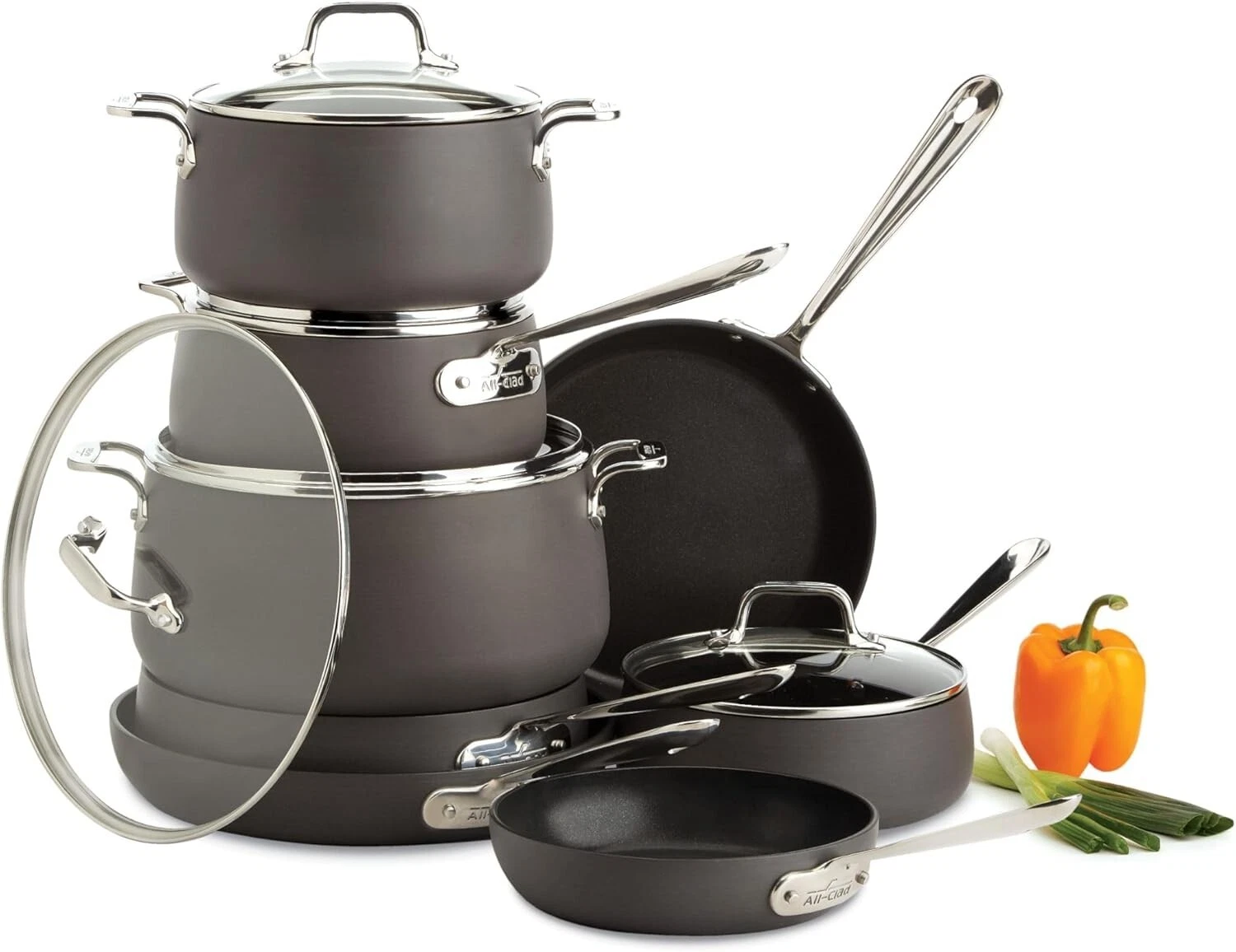 All-clad HA1 Hard Anodized Nonstick Cookware (Build your Custom Set) (SCRATCH)
Opens in a new window
