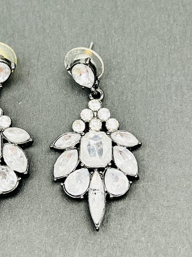 Clear Crystal Rhinestone Wedding Dangle Formal Wear Pierced Earrings - Picture 3 of 6