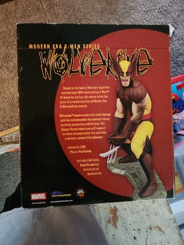 MARVEL WOLVERINE MODERN ERA Statue X-MEN SERIES By JIM LEE MAQUETTE Diamond - Picture 3 of 15