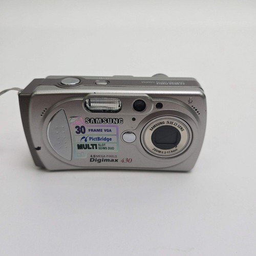 Samsung Digimax 430 4.0MP Digital Camera