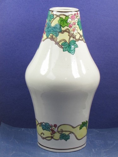 Antique ROYAL NISHIKI NIPPON Art Nouveau Porcelain Vase Hand Painted Enamel - Picture 1 of 21